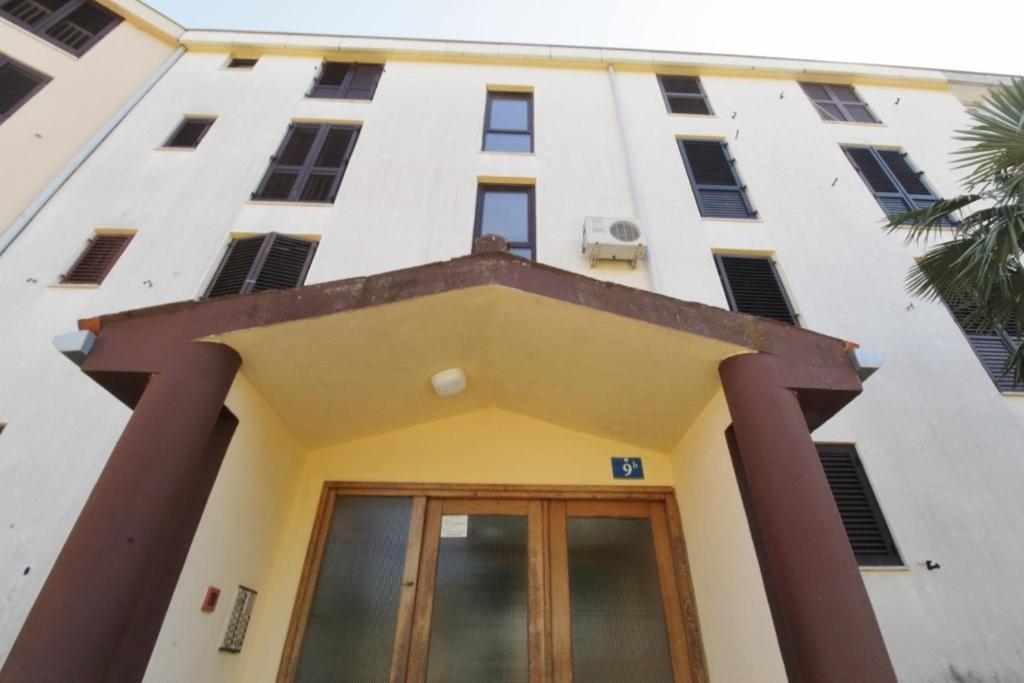 Apartment Jana *